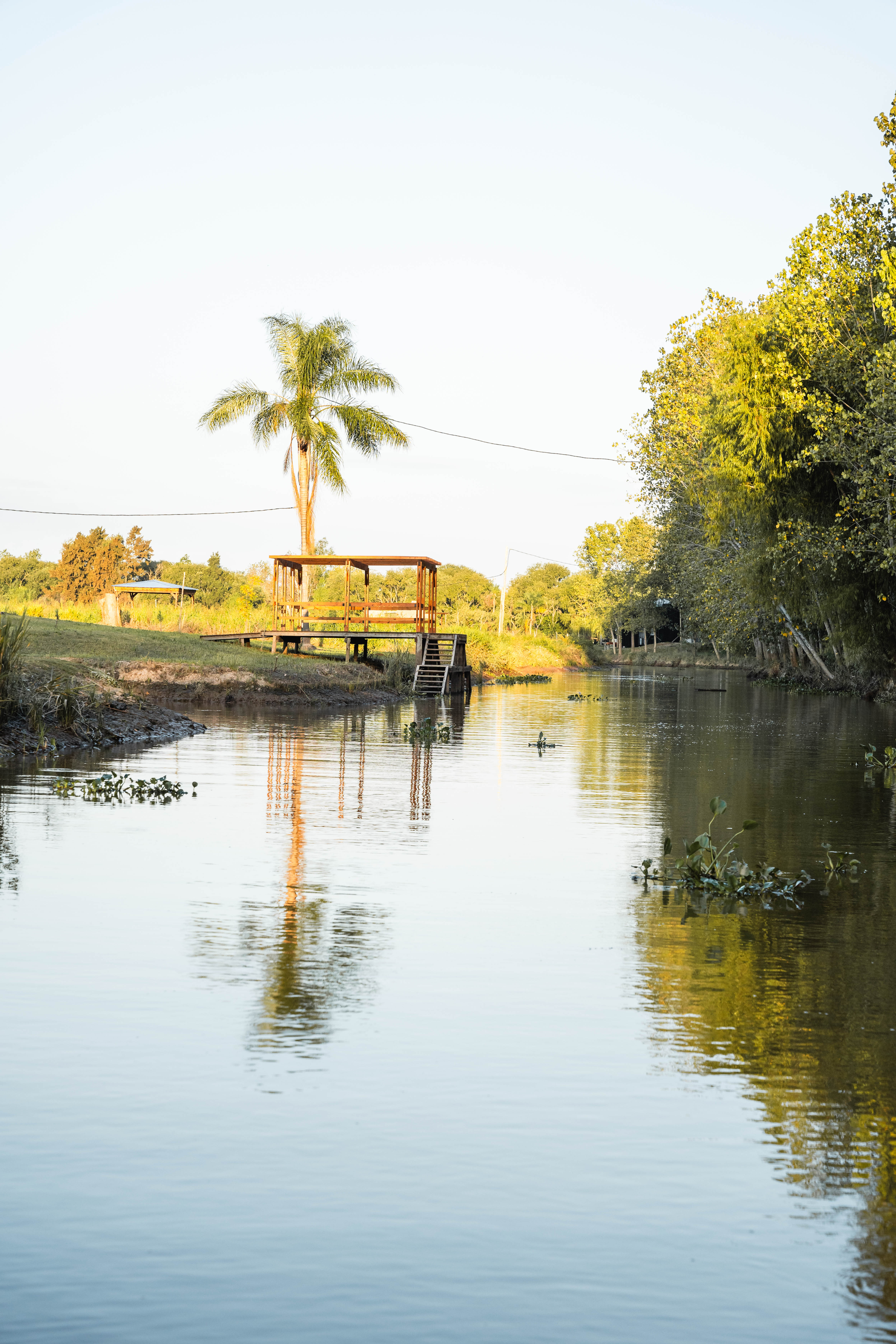 Barrio Náutico Albardón sobre el Río Paraná de las Palmas